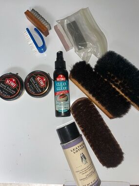 Kiwi Shoe Care Set with Black Polish, Black Spray, Brown Brushes